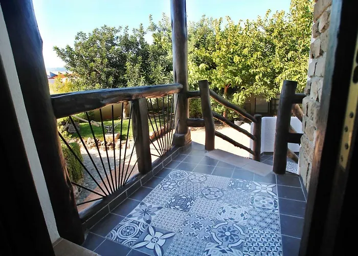 Encantadora Casa Con Piscina Privada Y Chimenea