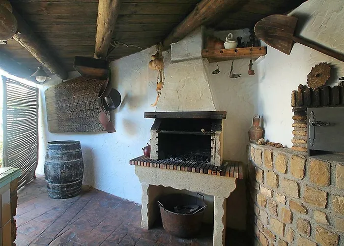 Encantadora Casa Con Piscina Privada Y Chimenea